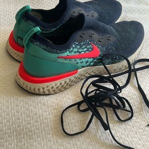 Mens Nike Epic React Sneakers size 10